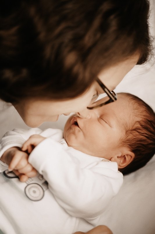 Idée cadeau pour la fête des mères - Photographe Maternité Femme Bébé Vaud. séance photo pour la fête des mères