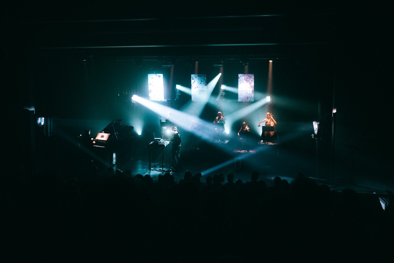 Phanee de Pool, première d'AlgorYthme au Théâtre du Pré-aux-Moines - Anne Gerzat Photographe