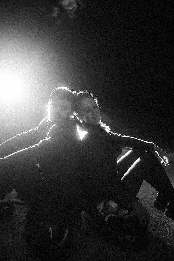 10 idées créatives pour une séance photo de couple originale avec son amoureux.se - Anne Gerzat Photographe